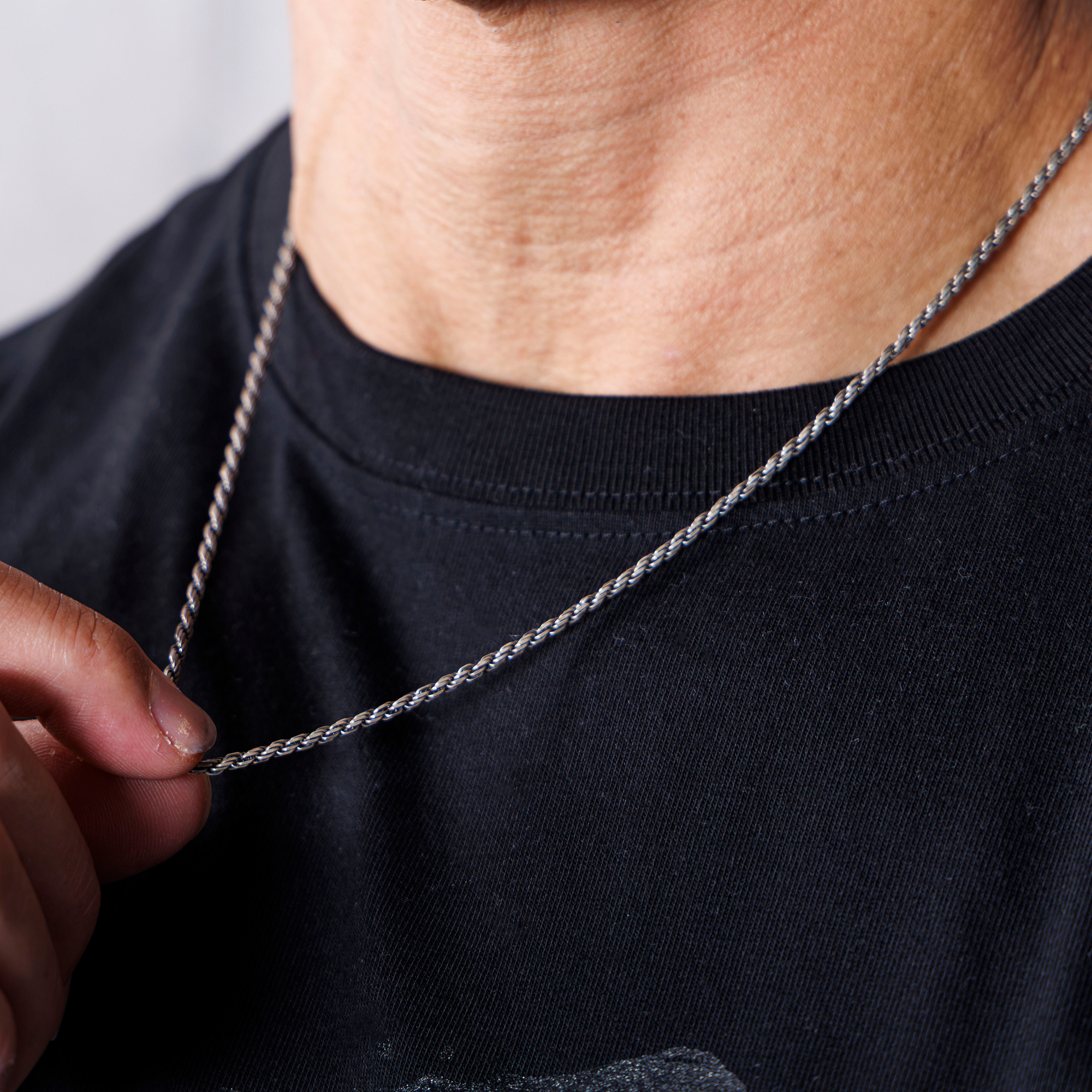 IRON NERVE SILVER TWISTED CHAIN NECKLACE – JURASSIC GEAR