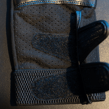 画像をギャラリービューアに読み込む, JURASSIC GEAR オリジナル トレーニング グローブプロ
