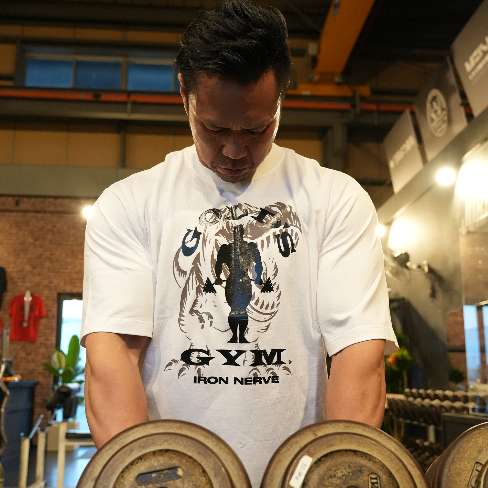 GOLD'S GYM × IRON NERVE COLLABORATION T-SHIRTS JURASSIC EDITION GOLD'S GYM × IRON NERVE COLLABORATION T-SHIRTS JURASSIC EDITION