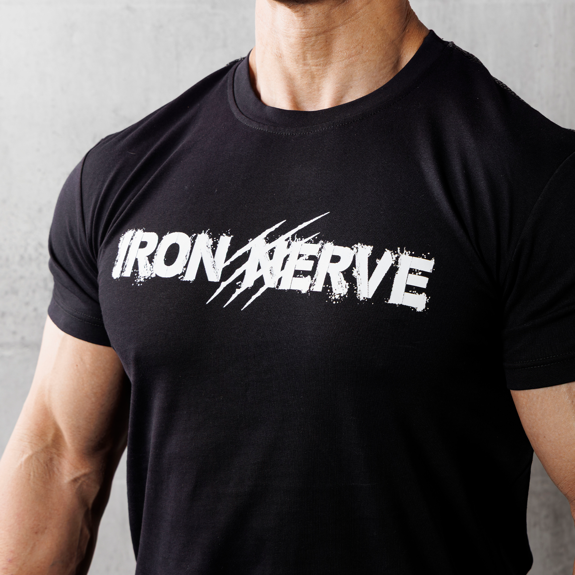 IRON NERVE TIGHT FIT GRIP T-SHIRT feat. NUMERO UNO – JURASSIC GEAR
