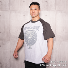 画像をギャラリービューアに読み込む, VINTAGE PLATE RAGLAN T-SHIRT
